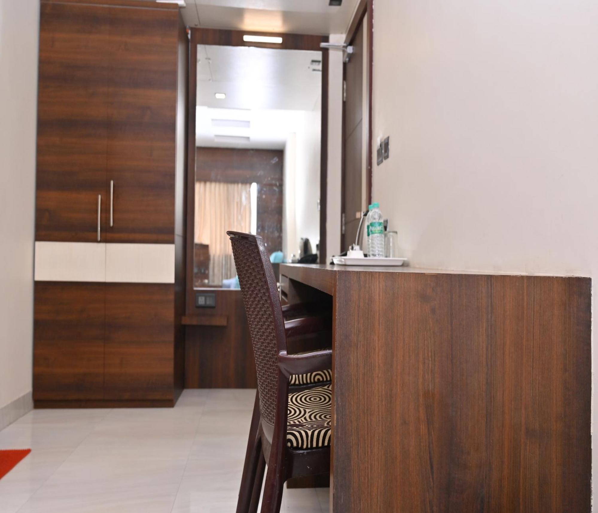 Hotel Silver Land New Digha With Rooftop Pool Экстерьер фото