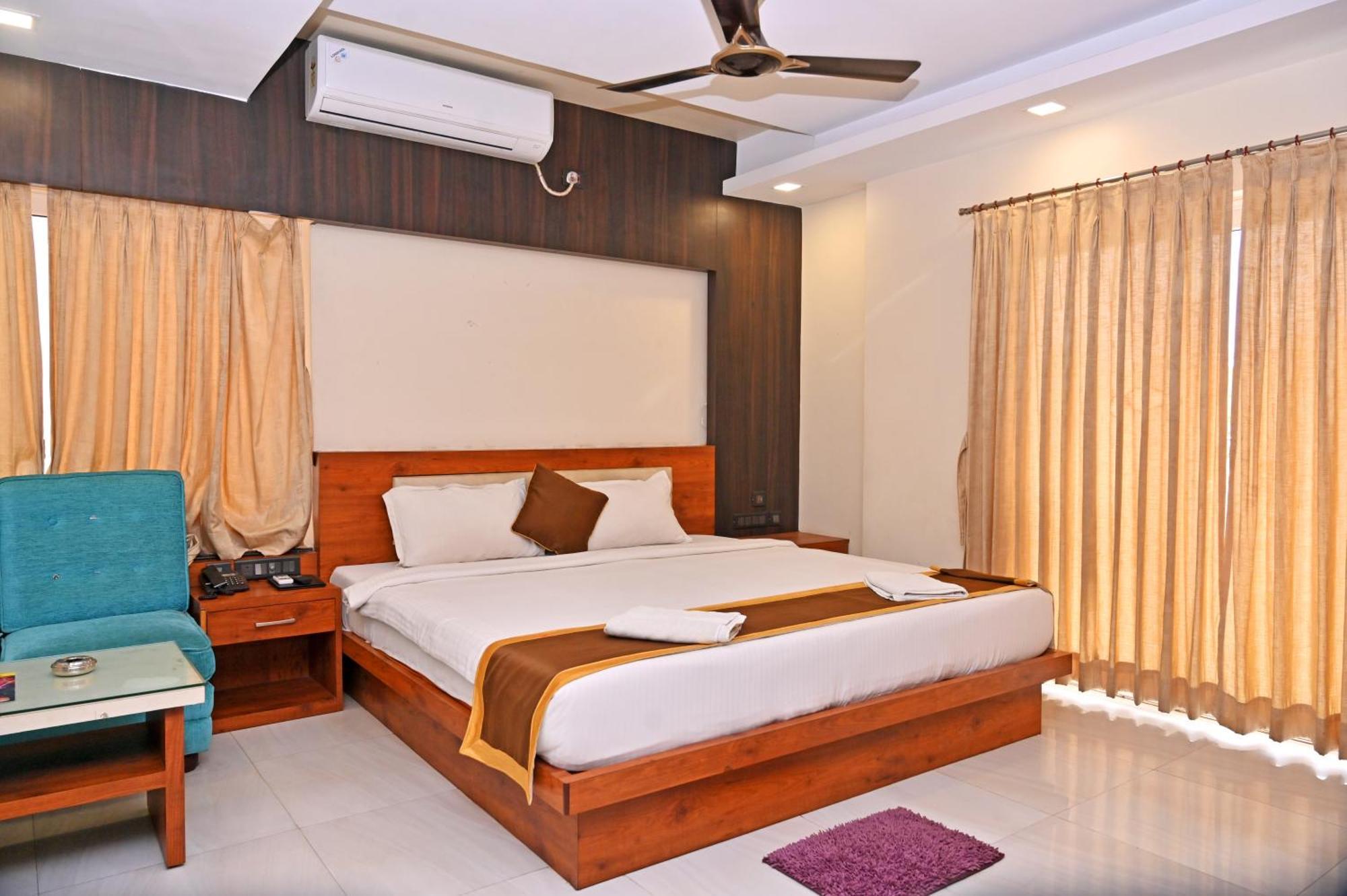 Hotel Silver Land New Digha With Rooftop Pool Экстерьер фото