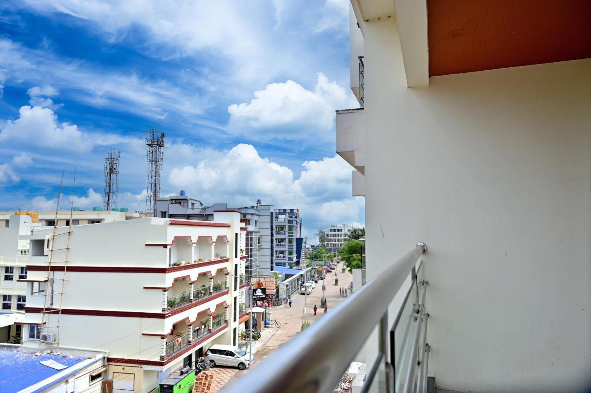 Hotel Silver Land New Digha With Rooftop Pool Экстерьер фото